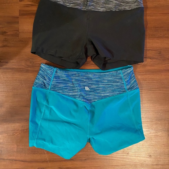 Eddie Bauer athletic spandex shorts - Picture 1 of 2